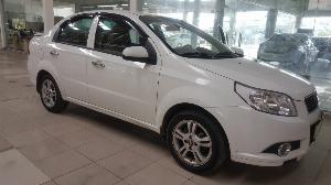 Bán Chevrolet Aveo LTZ 1.4AT màu trắng số tự động sản xuất 2018 biển Sài Gòn đi 30.000km