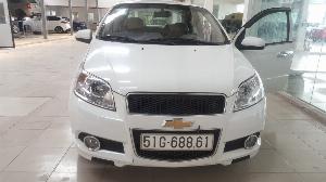 Bán Chevrolet Aveo LTZ 1.4AT màu trắng số tự động sản xuất 2018 biển Sài Gòn đi 30.000km