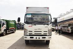 Xe tải Isuzu 8t2 thùng 7 mét đời 2018