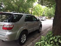 Gia đình cần bán Fortuner 2009, số sàn, máy dầu, màu bạc, gia đình sử dụng kỷ
