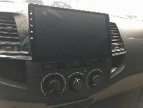 Bán Fortuner đời 2016 số sàn, máy dầu, màu bac. xe đẹp biển số TP. hỗ trợ góp 70%
