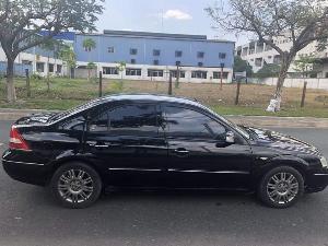 Cần bán xe Ford Mondeo 2004 số tự động màu đen