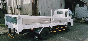 Xe tải isuzu 2t5 thùng lững qkr230 năm 2019