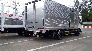 Xe Tải Hino 5 tấn Thùng Kín