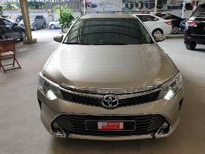 Camry 2.5Q sx 2015 nâu vàng, đẹp đẵng cấp. Giá cả còn thương lượng