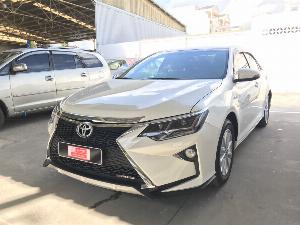 Bán Camry 2.0E đời 2014, xe lên đời khóa thông minh star/stop, mặt nạ Lexus. Hỗ trợ ngân hàng lên đến 70%