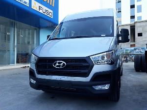 Giá xe Hyundai Solati 16 chỗ , Hổ trở trả góp 70 - 90%