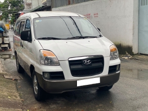 Gia đình cần bán bán tải Huyndai Starex  2004, xe ô tô cũ đã qua sử dụng 