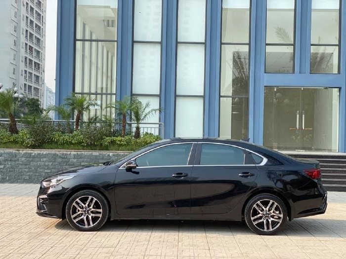Nhà cần bán Cerato 2.0 full 2019 màu Đen