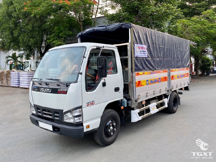 Xe tải Isuzu QKR270 tải trọng 1 tấn đến 2T9 - Ngập tràn ưu đãi