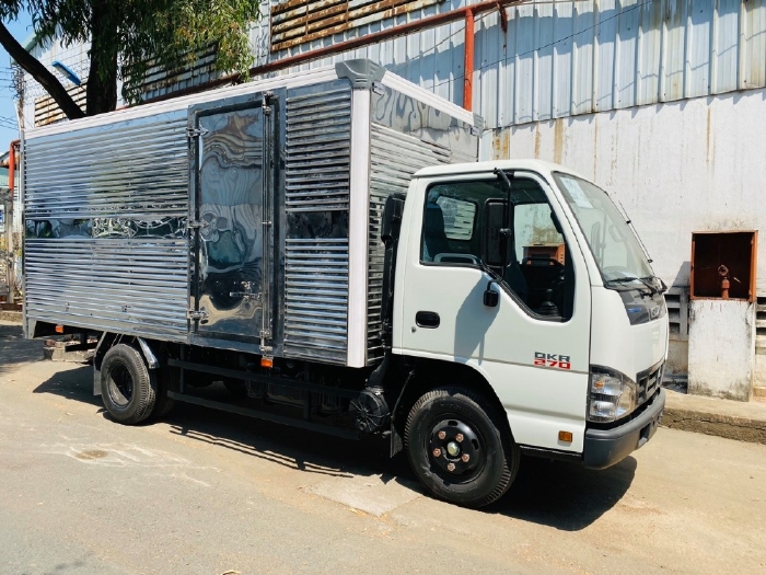 Xe tải Isuzu QKR270 tải trọng 1 tấn đến 2T9 - Ngập tràn ưu đãi