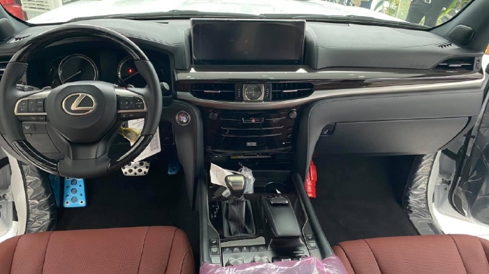Lexus LX570 Super Sport 2021, mới 100%, xe nhập Dubai, bản cao cấp nhất.xe giao ngay.LH : 0906223838