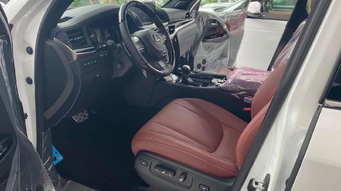Lexus LX570 Super Sport 2021, mới 100%, xe nhập Dubai, bản cao cấp nhất.xe giao ngay.LH : 0906223838