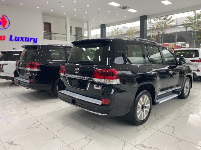 Bán xe Toyota Land Cruiser MBS 5.7 VXS 2021, bản 4 chỗ siêu VIP, xe giao ngay. LH : 0906223838