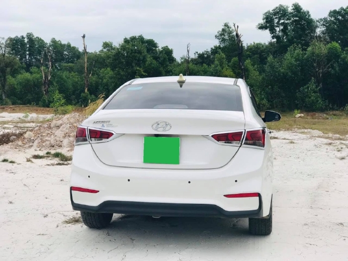 Mình cần bán Hyundai Accent 2019, tự động, bản Full cao nhất, màu trắng