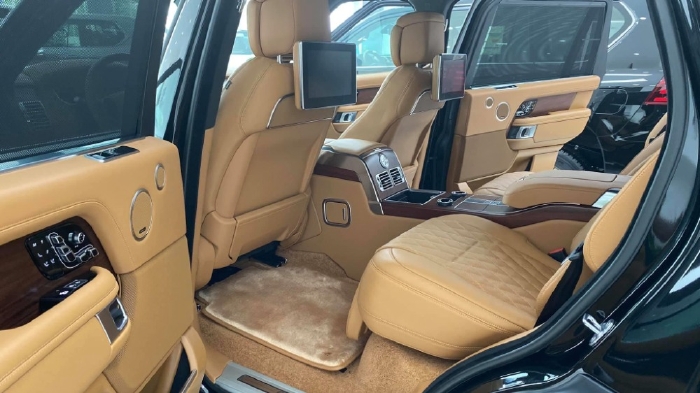 Range Rover SV Autobiography 2021, 1 xe màu đen duy nhất giao ngay.LH : 0906223838