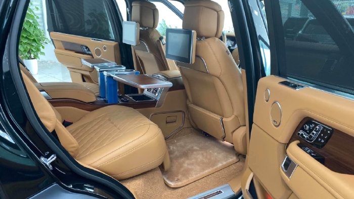 Range Rover SV Autobiography 2021, 1 xe màu đen duy nhất giao ngay.LH : 0906223838