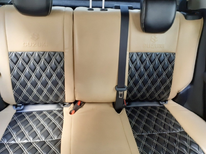 Kẹt tiền buôn bán, bán lại Suzuki Swift 2020 AT,màu Trắng, nhập Thái