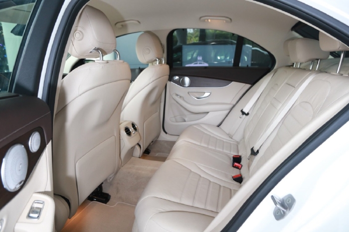 Giá Mercedes C200 2021, xe Mercedes C200, giá C200 2021, chính hãng | Khuyến mãi đến 84 triệu