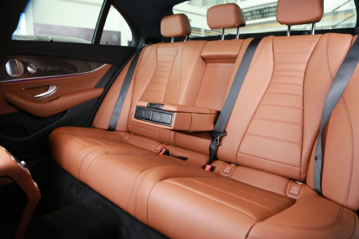Bán xe Mercedes E300 2021, giá E300 2021, giá Mercedes E300 2021, giá xe Mercedes E300 2021 chính hãng - Ưu đãi đến 150Tr