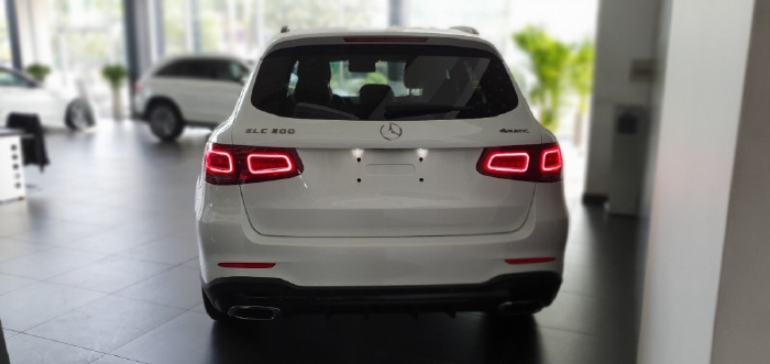 Mercedes GLC300 2021 giao ngay - ưu đãi tốt, giá Mercedes GLC300, giá GLC300 2021, giá xe Mercedes GLC300 2021 chính hãng