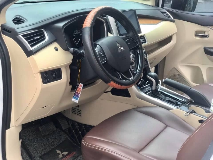 Gia đình bán Mitsubishi Xpander 2019 DK 2020, số tự động, màu trắng
