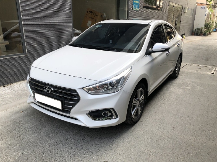 Gia đình cần bán xe Hyundai Accent 2019 số tự động, bản full đặc biệt
