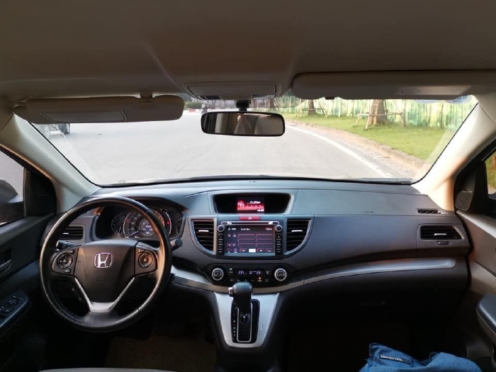 Gia đình cần bán Honda CRV 2013 AT, màu xám hồng