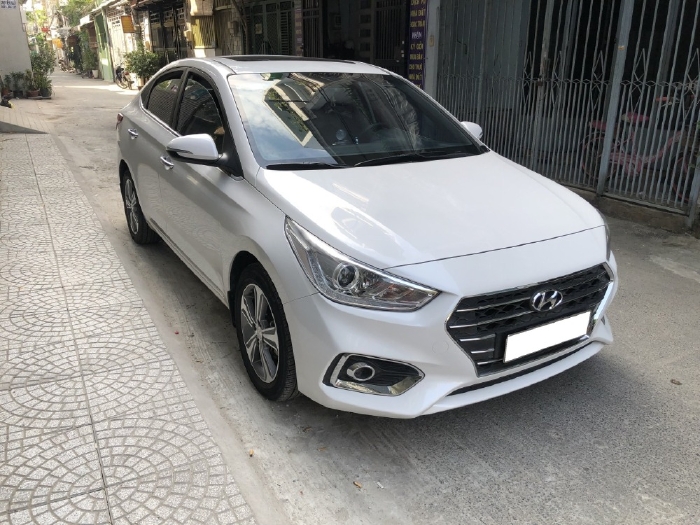Gia đình cần bán xe Hyundai Accent 2019 số tự động, bản full đặc biệt