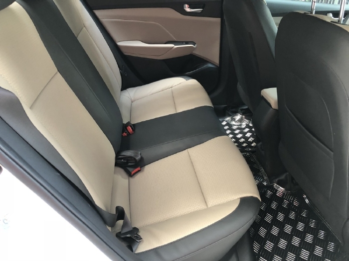 Gia đình cần bán xe Hyundai Accent 2019 số tự động, bản full đặc biệt
