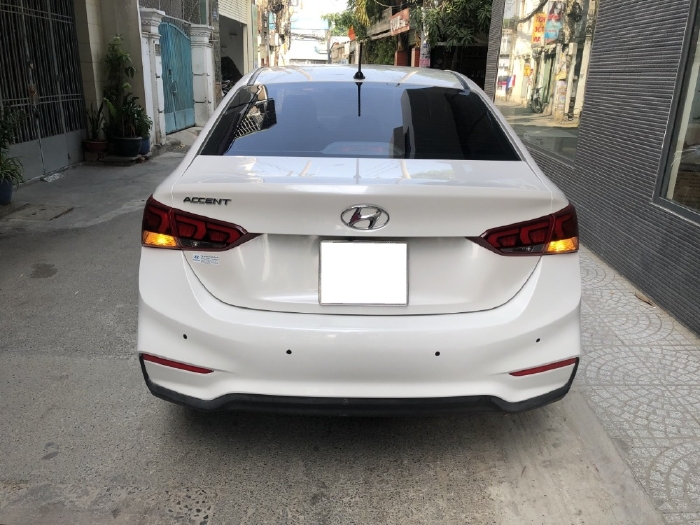 Gia đình cần bán xe Hyundai Accent 2019 số tự động, bản full đặc biệt