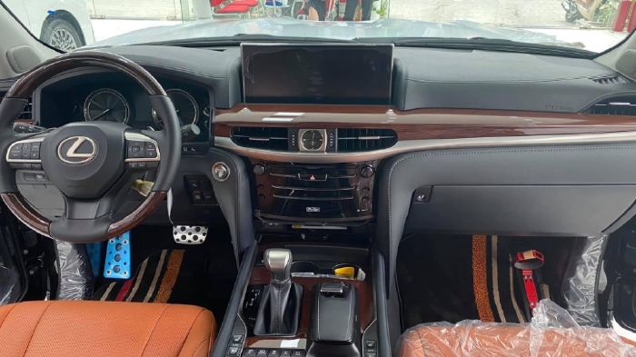 Lexus LX570 Super Sport S 2021, mới 100%, Giá tốt nhất thị trường. Liên Hệ : 0906223838