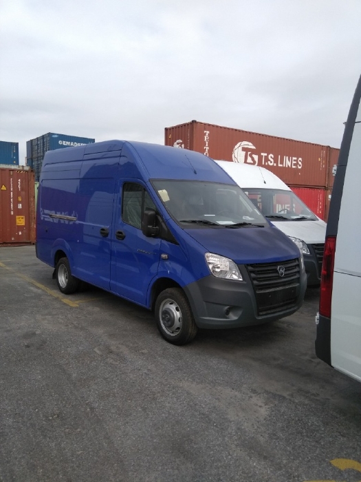Xe van gaz nhập khẩu từ nga, thùng 14 khối, di chuyển 24/24 trong nội ô thành phố không lo cấm tải cấm giờ