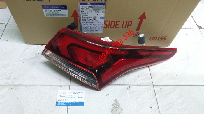 92401H6100 92402H6100  Đèn hậu miếng ngoài  Hyundai Accent