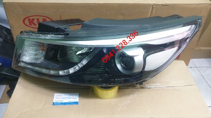 92101A9050 921012A9050  Đèn pha  Kia Sedona