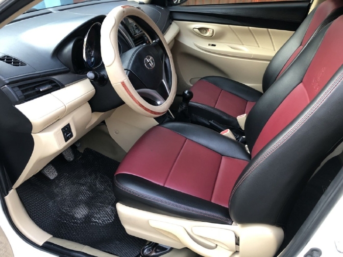 Nhà mình cần bán Toyota vios 2017, số sàn, màu trắng