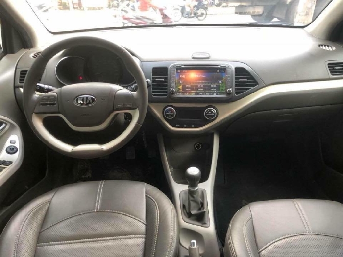 Tôi cần bán lại Kia Morning 2016 số sàn, full SI, màu xám
