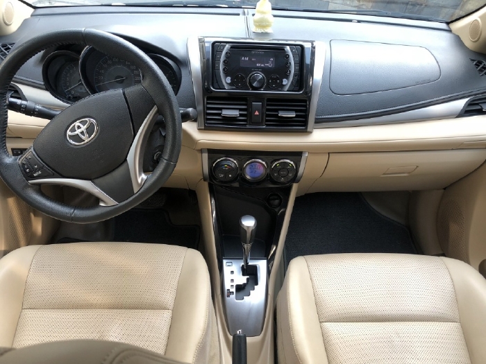 Cần bán Vios G 2017, số tự động, màu trắng