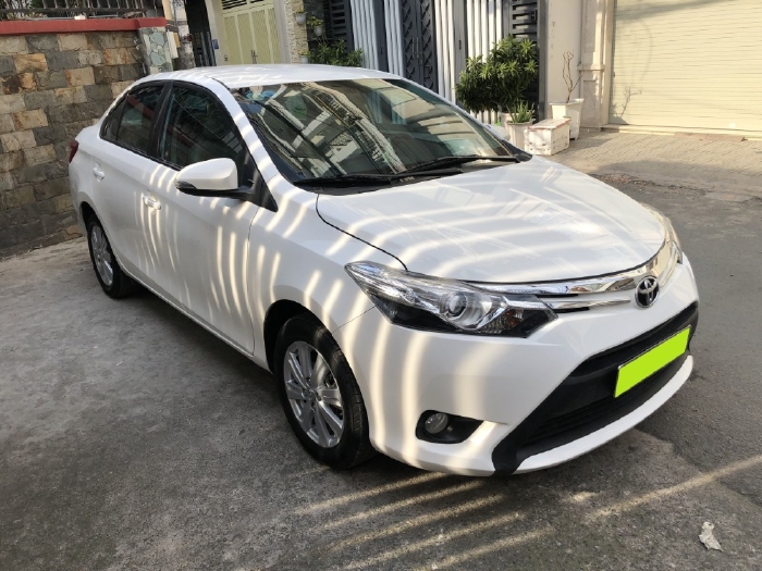 Cần bán Vios G 2017, số tự động, màu trắng