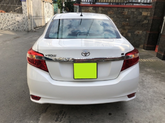 Cần bán Vios G 2017, số tự động, màu trắng