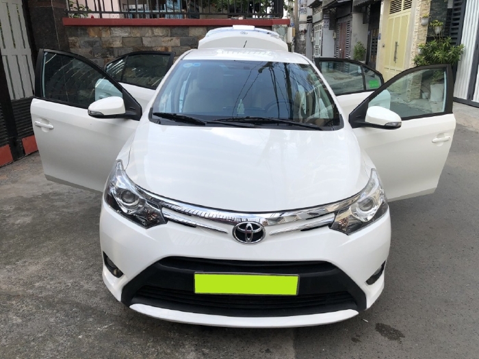 Cần bán Vios G 2017, số tự động, màu trắng