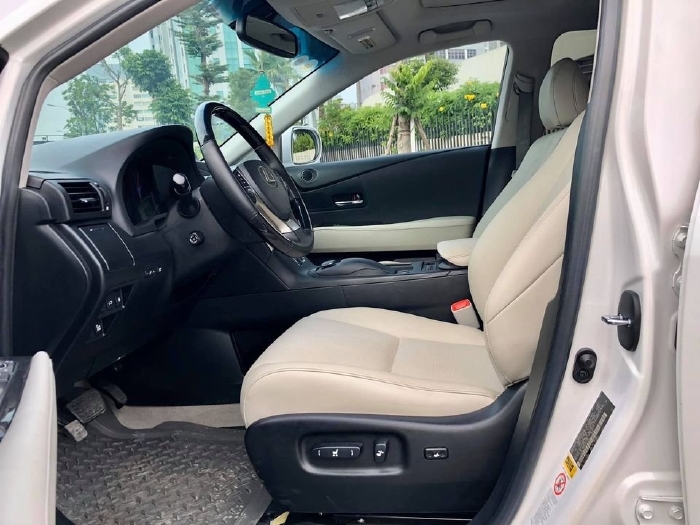Tôi cần bán Lexus RX350 2012, số tự động Full màu trắng
