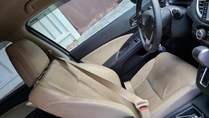 Bán Honda CRV 2015 bản 2.0 AT, màu trắng
