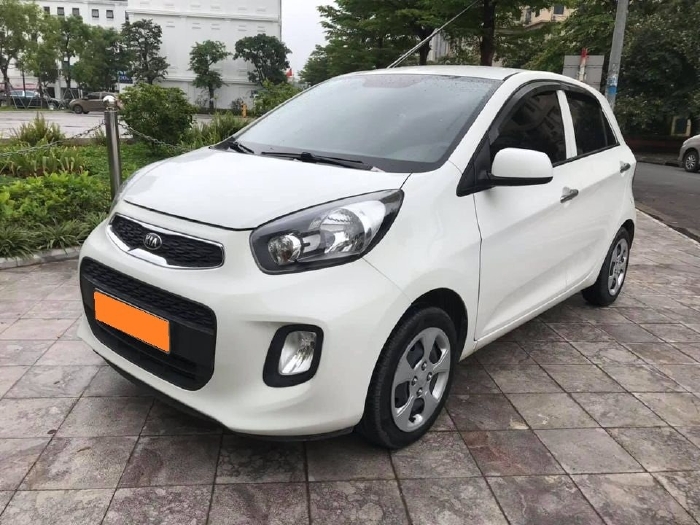 Cần bán Kia Morning đời 2017, số sàn, Bản 1.2L, mâm sắt, màu trắng