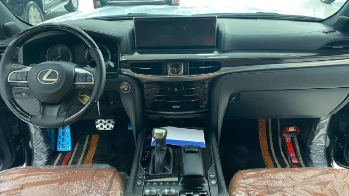 Cần bán Lexus LX 570 Super Sport S 2021, bản nhập Trung Đông, giao xe ngay.