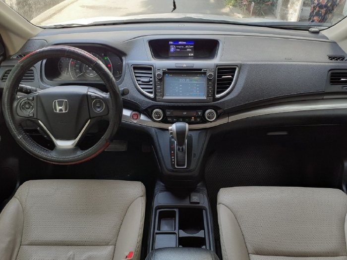 Gia đình bán Honda CRV 2015 mẫu mới, số tự động 2.0, màu trắng