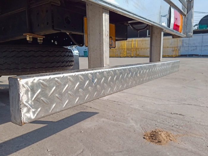 HYUNDAI NEW MIGHTY 110SL - Thùng kín full Inox chở hải sản