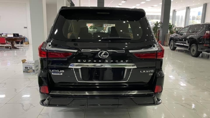 Lexus LX570 Super Sport MBS 2021, 4 chỗ siêu VIP,mới 100%.