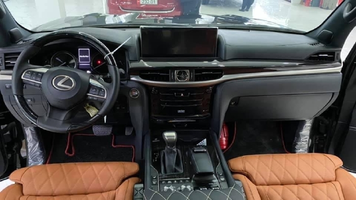 Lexus LX570 Super Sport MBS 2021, 4 chỗ siêu VIP,mới 100%.