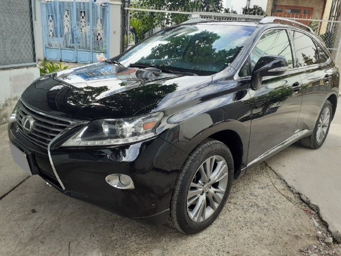 Nhà tôi cần bán Lexus RX350 2013 màu đen, nhập Nhật, full option, xe cực lướt